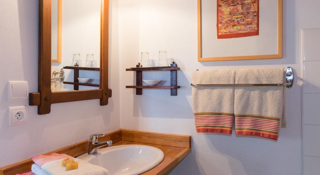 Les Petites Vosges Bed and Breakfast Bagnères-de-Bigorre Pokój zdjęcie