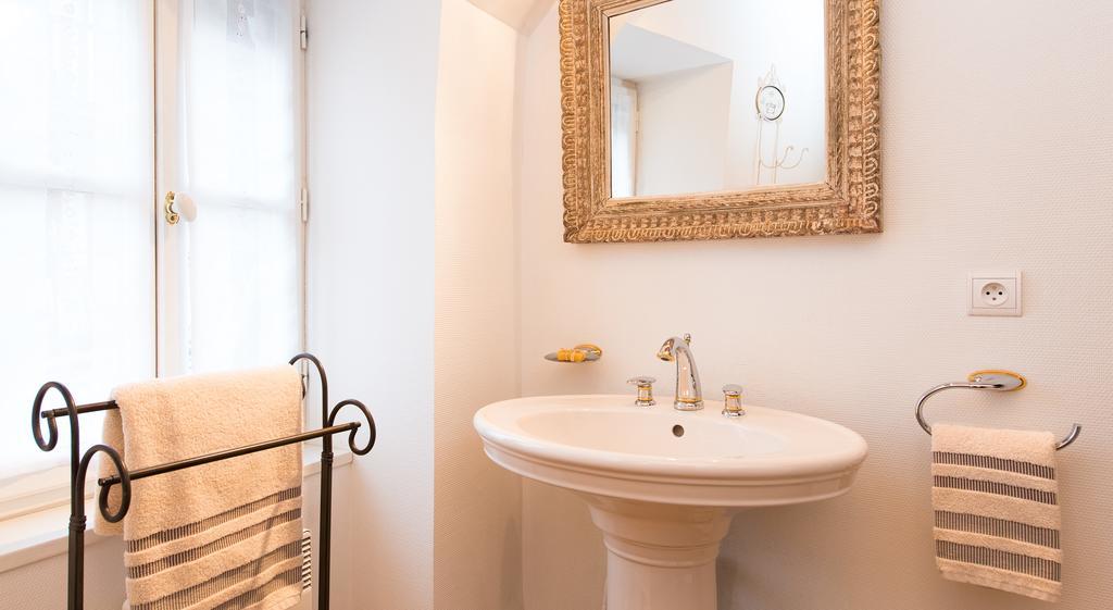 Les Petites Vosges Bed and Breakfast Bagnères-de-Bigorre Pokój zdjęcie