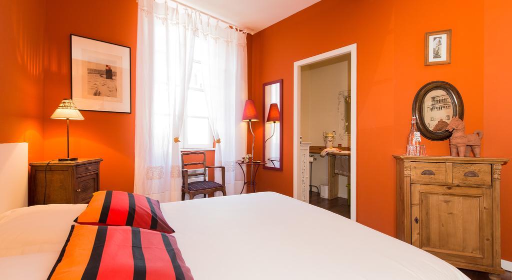 Les Petites Vosges Bed and Breakfast Bagnères-de-Bigorre Pokój zdjęcie