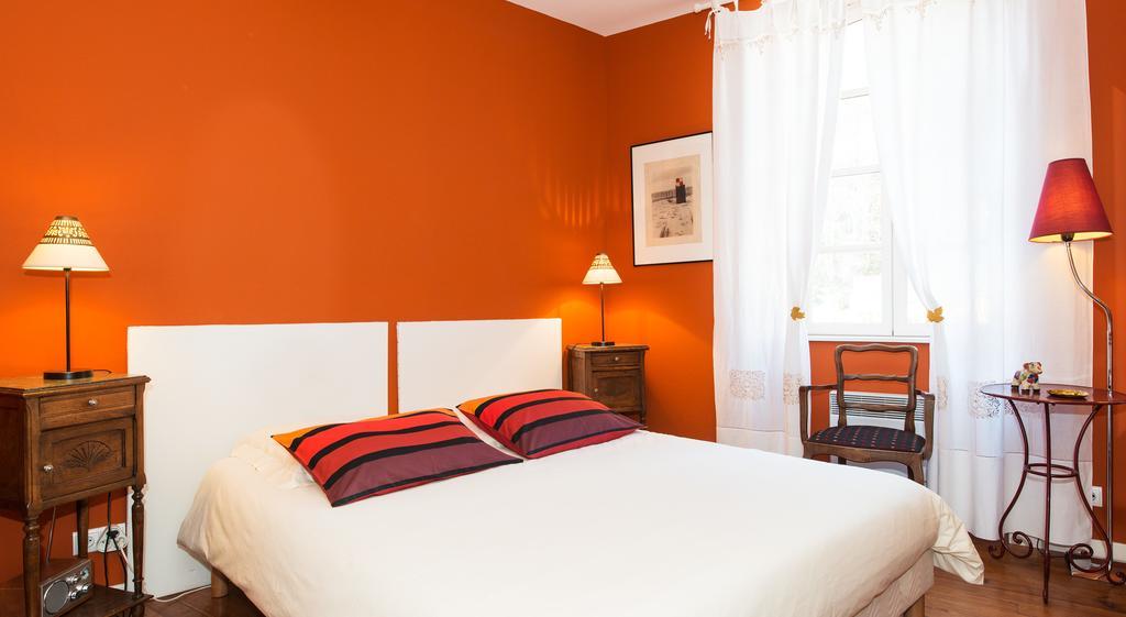 Les Petites Vosges Bed and Breakfast Bagnères-de-Bigorre Pokój zdjęcie