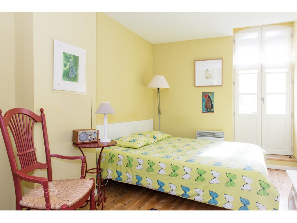 Les Petites Vosges Bed and Breakfast Bagnères-de-Bigorre Pokój zdjęcie